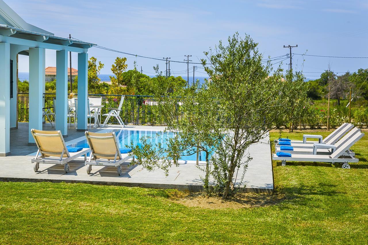 Seirios Luxury Villa Svoronata Exterior photo